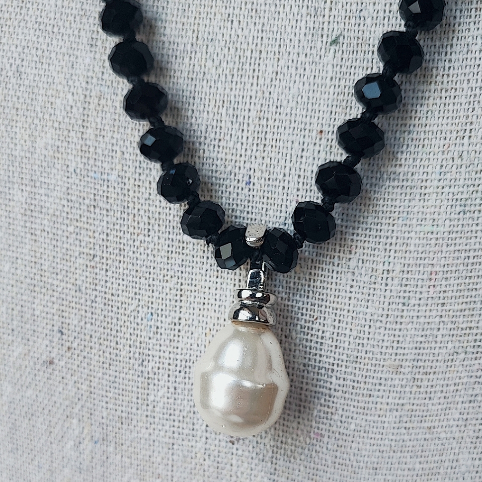 Vintage Faux Pearl Necklace Enhancer Silver Tone Clear Rhinestone Details Euc